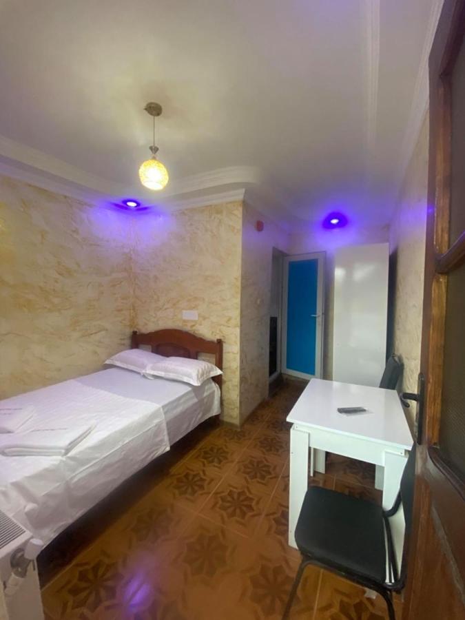 Elite Palace Plus Hotel 바투미 외부 사진